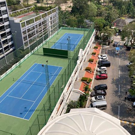 Sky Beach Beachfront Pattaya Exterior foto
