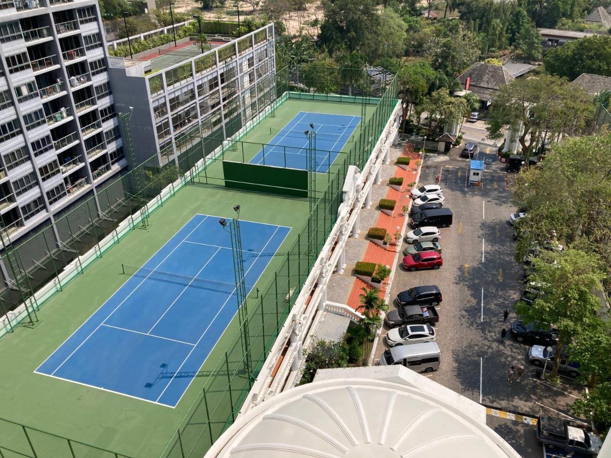 Sky Beach Beachfront Pattaya Exterior foto